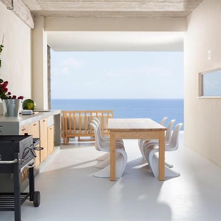 Kuro Beach House - Oceanfront Luxury & 25M Pool Achlia Extérieur photo