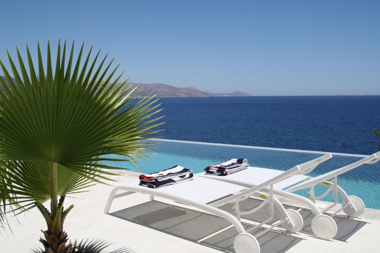 Kuro Beach House - Oceanfront Luxury & 25M Pool Achlia Extérieur photo