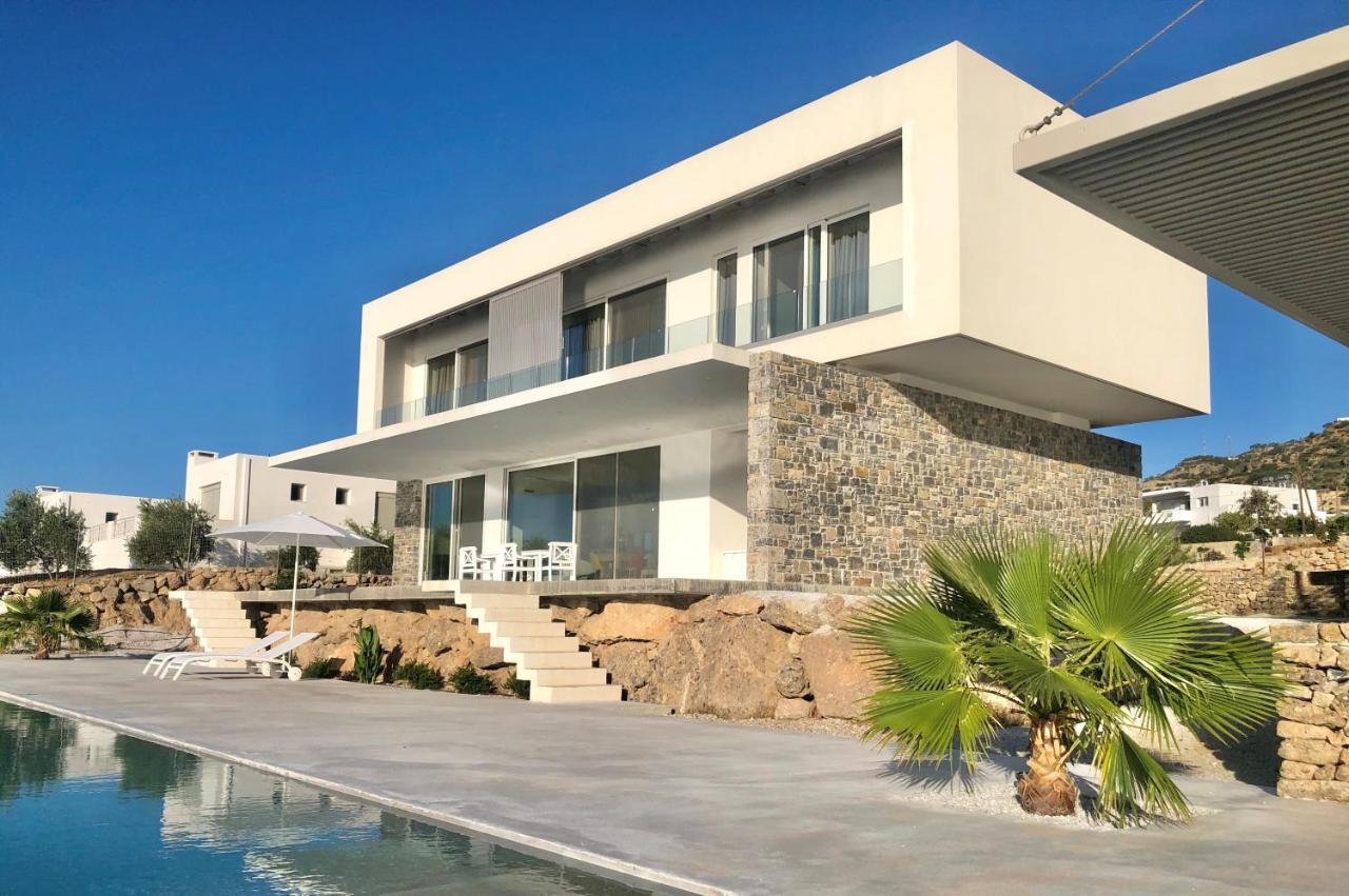 Kuro Beach House - Oceanfront Luxury & 25M Pool Achlia Extérieur photo
